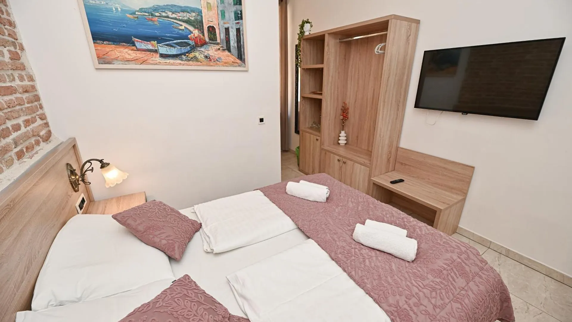 Il Giardino Exclusive Rooms And Suite Zadar 0*,
